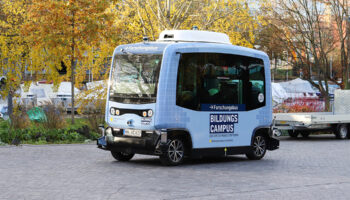 Autonomer-Shuttle-Bus